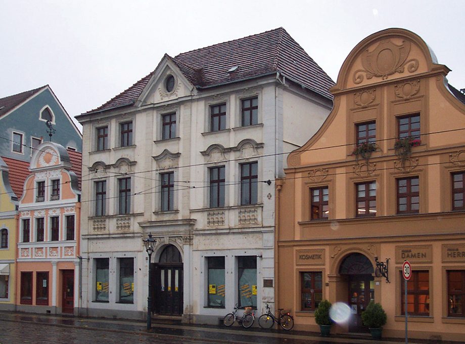 Wohn- und Geschäftshaus Altmarkt 15